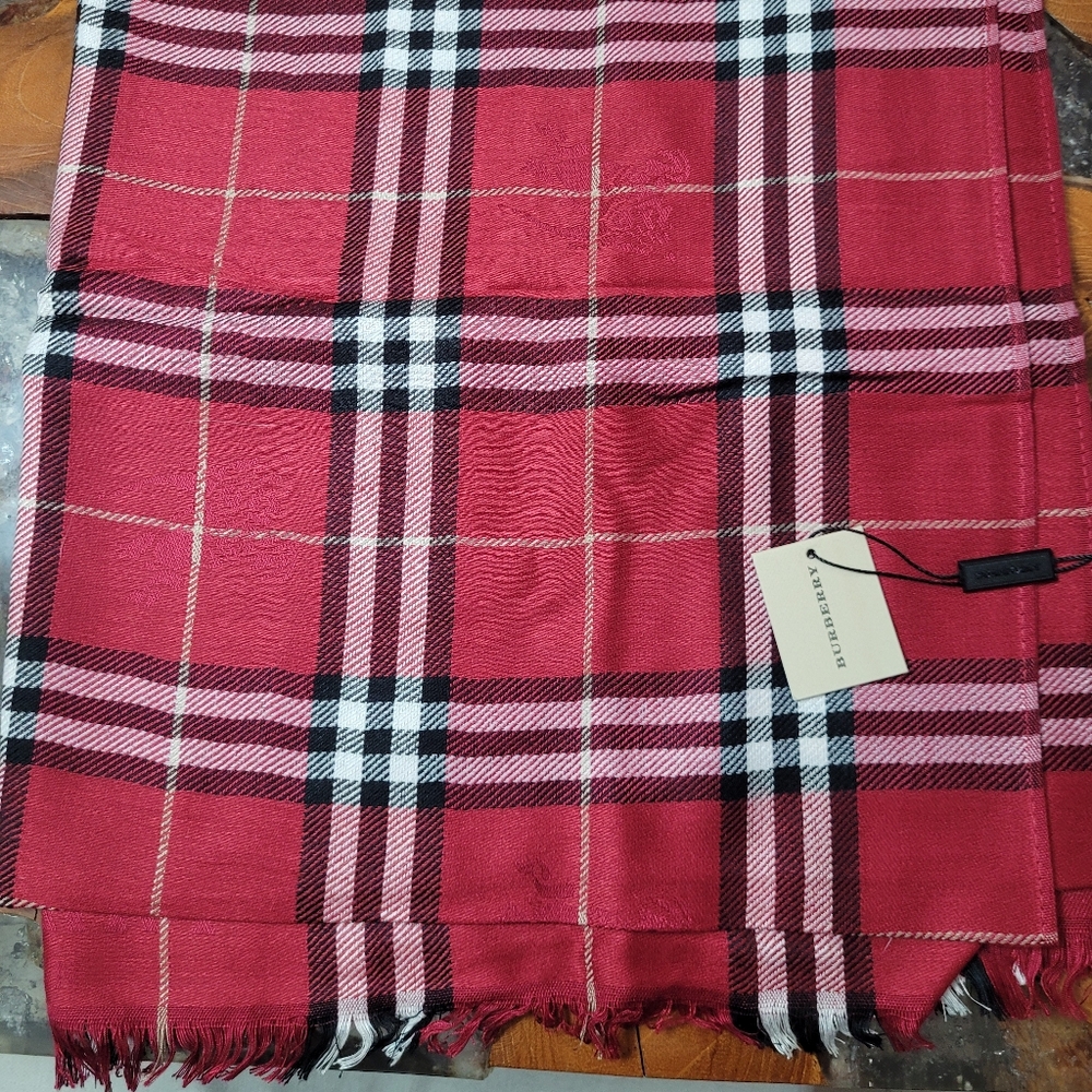 Burberry scarf